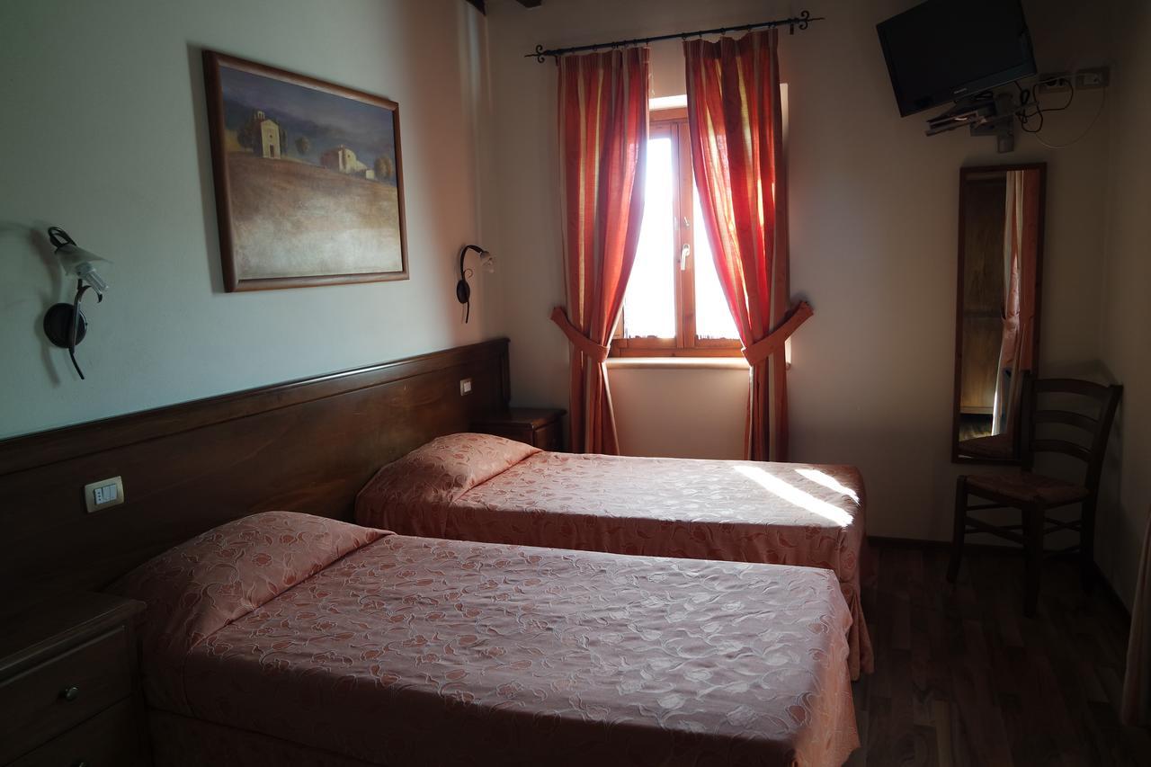 Fonte Dei Tufi Bed and Breakfast Σιένα Εξωτερικό φωτογραφία